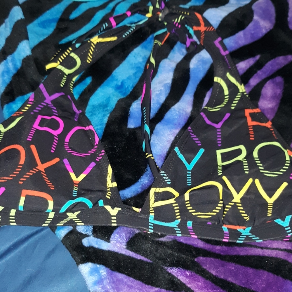Reversible bikini top size medium